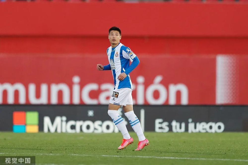 Sportitalia报道，AC米兰正在考察博洛尼亚主帅蒂亚戈-莫塔。